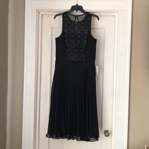 Maggie London black midi dress